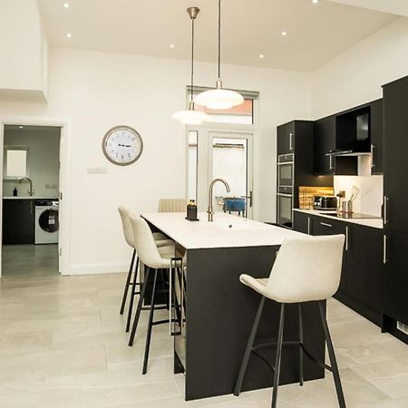 Luxury Central 4 Bdr House By Belfast City Breaks Bagian luar foto